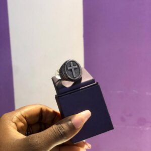 CHEVALIERE HOMME CROIX