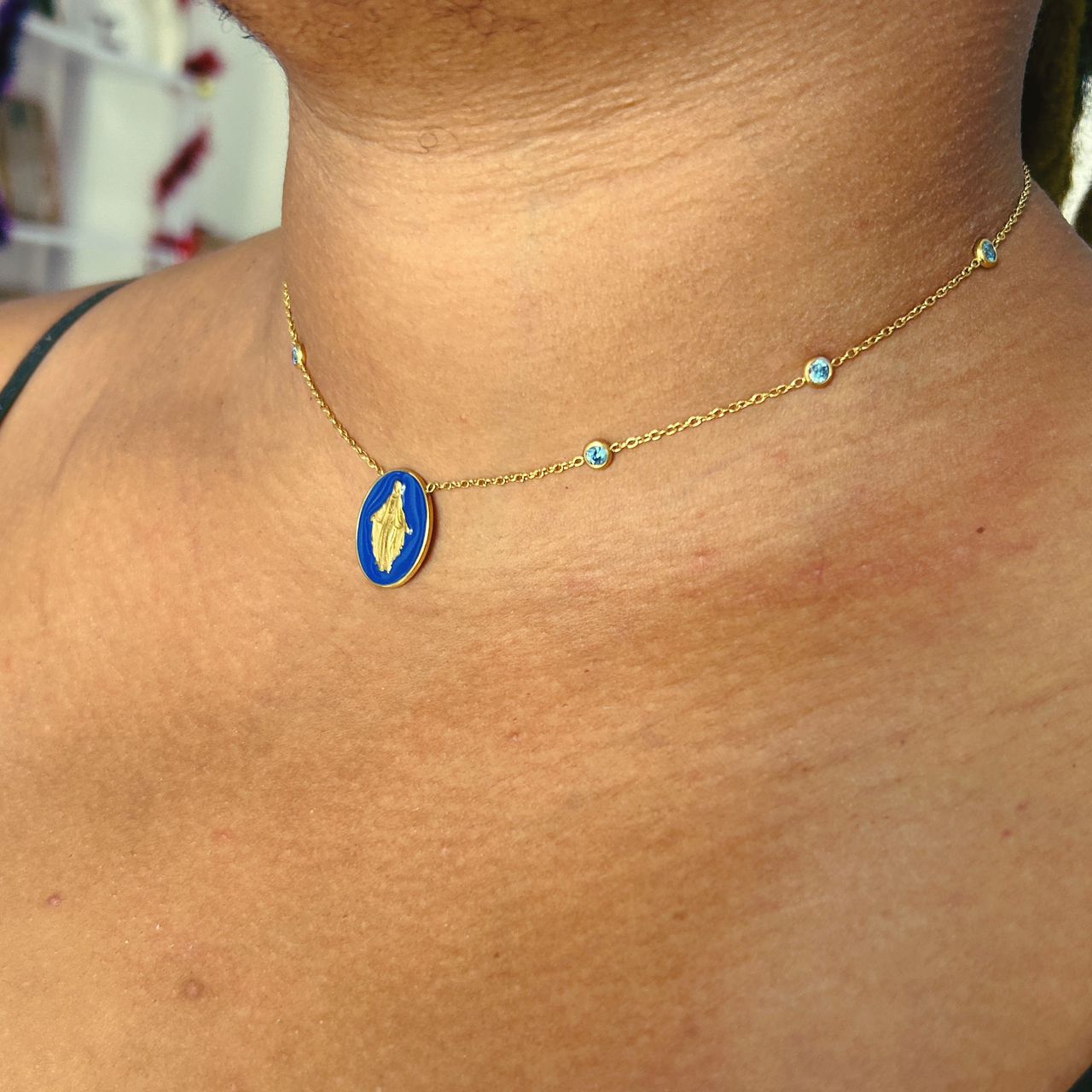 CHAINE MEDAILLE MIRACULEUSE COLOREE – Image 4